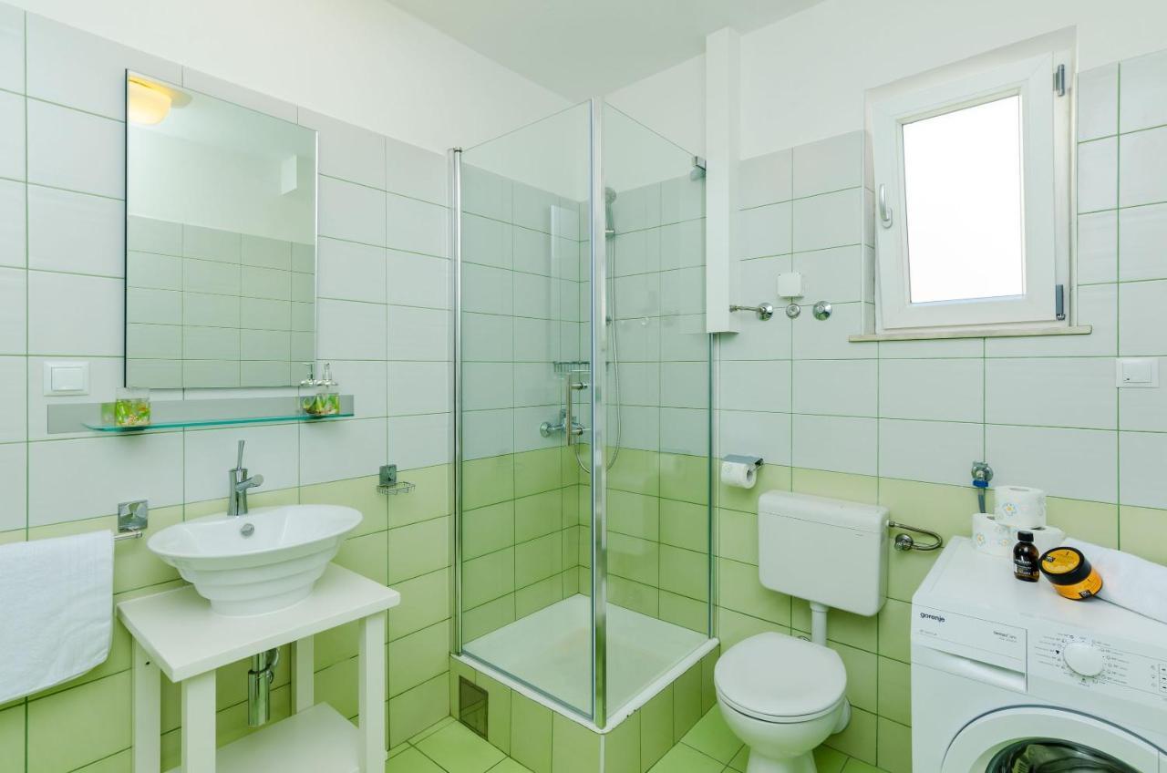 Apartments Knego Млини Екстер'єр фото