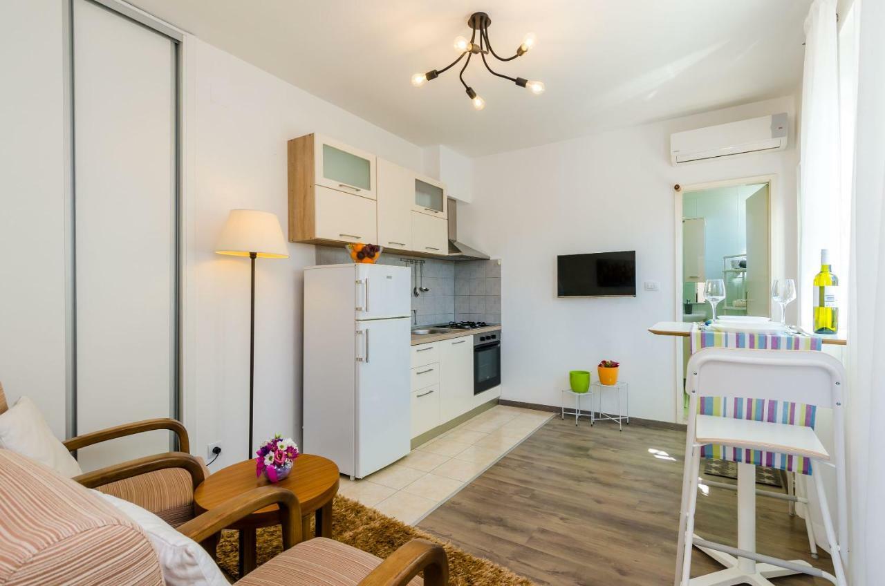 Apartments Knego Млини Екстер'єр фото